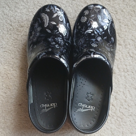 Black Dansko Closed-Back Clog With Silver & Metallic Blue Floral Design - Picture 7 of 7